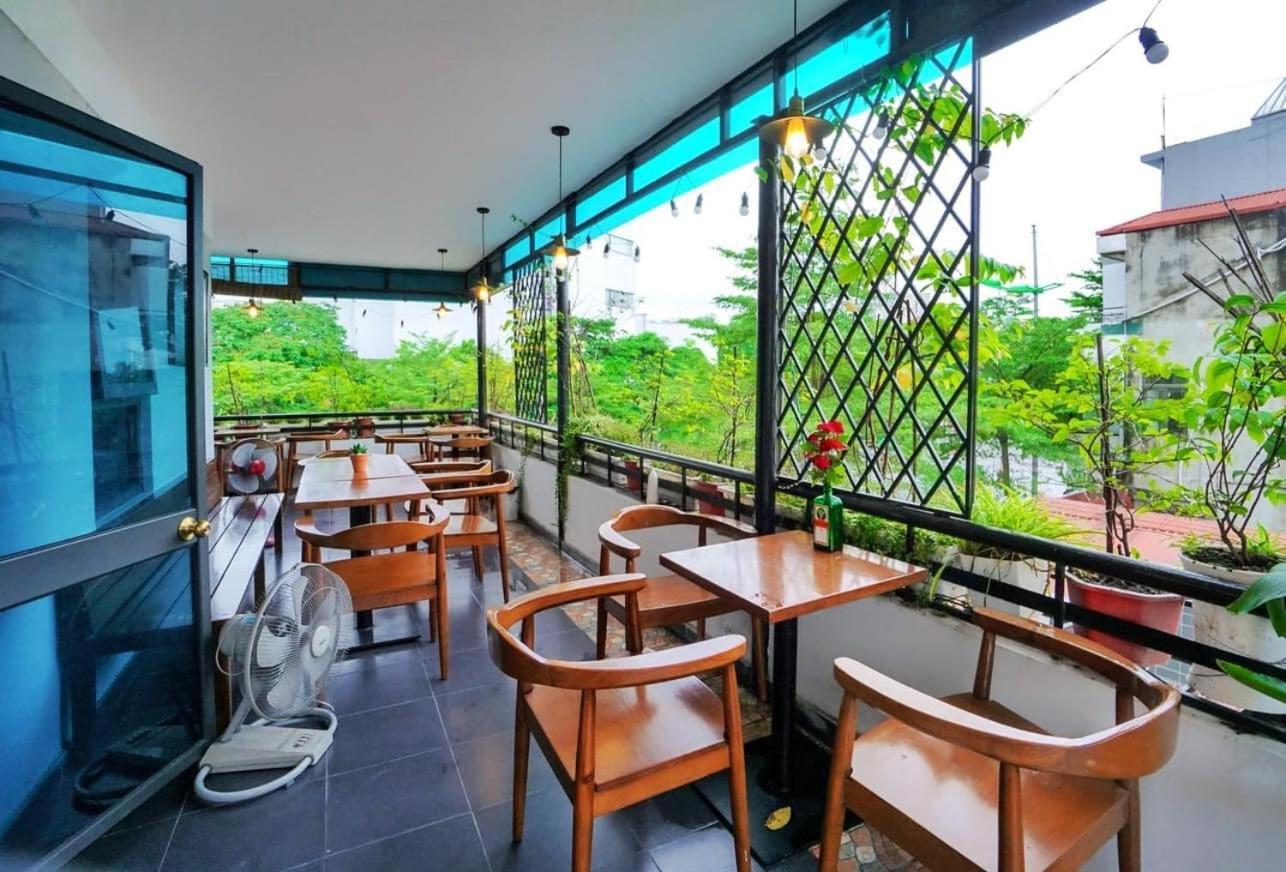 Khach San Giao Thong Hanói Exterior foto
