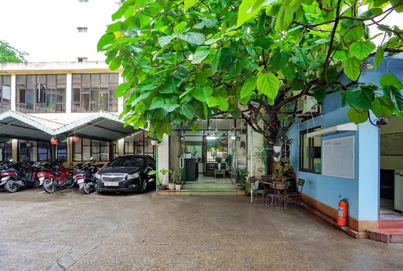 Khach San Giao Thong Hanói Exterior foto